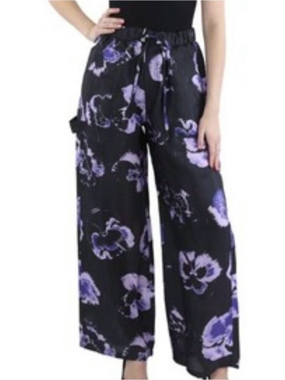 Baum Und Pferfgarten | Floral Pants Size M